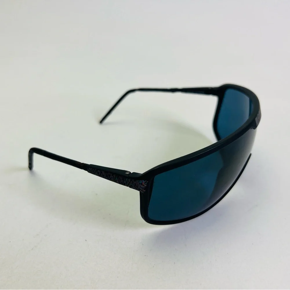 B & L KillerLoop W1167 E‎